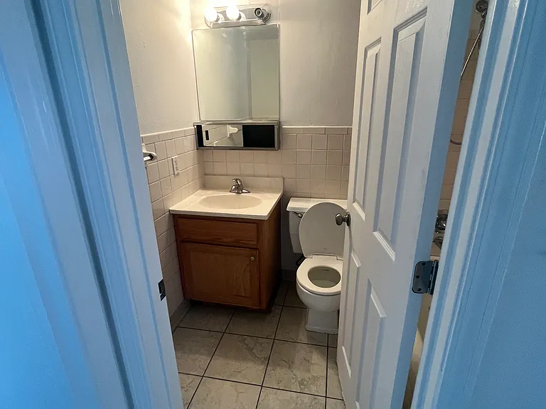 300 S Morrison Ave #340 — Photo 3