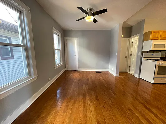 Rented by Bedford 6 Real Estate | media 25