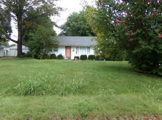 5403 Wintergreen Rd, Louisville, KY 40272