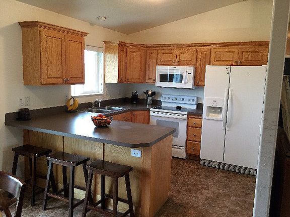 4th image of 3166 E Sandy Dr