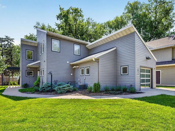 2830 Tomahawk Ct, Middleton, WI 53562