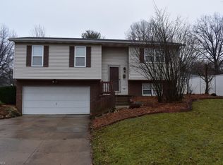 1283 Superior Ave, Akron, OH 44307