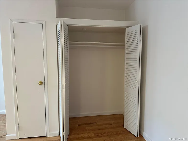 310 Riverside Blvd #2K — Photo 7