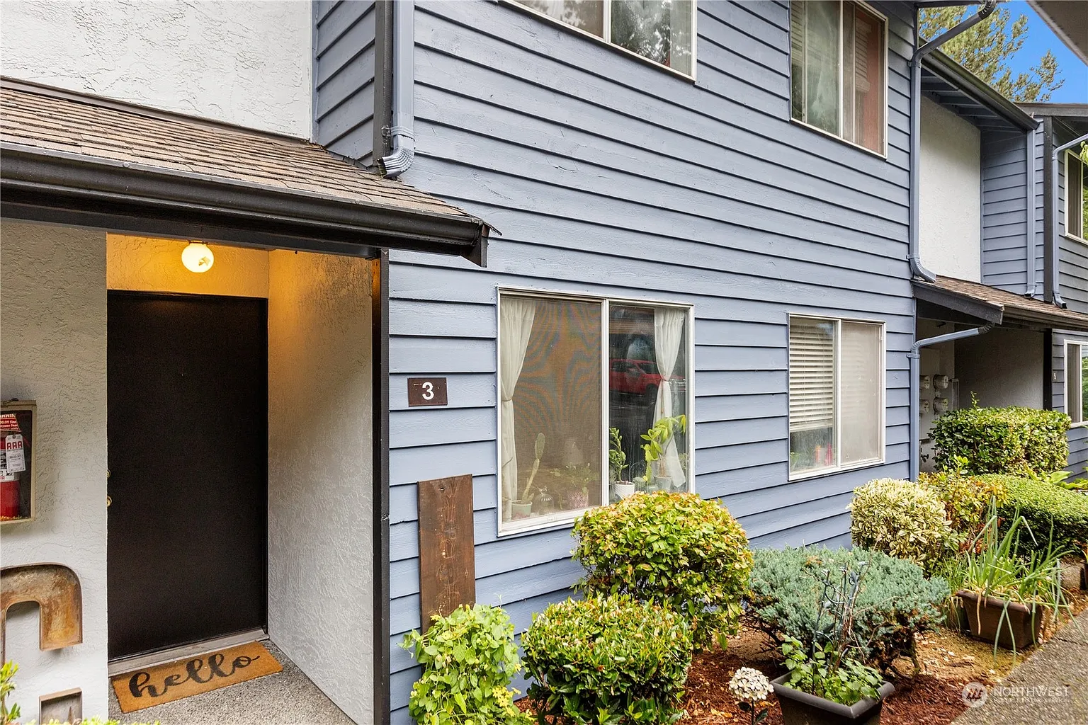 290 NW Newport Way #A-3 photo 1