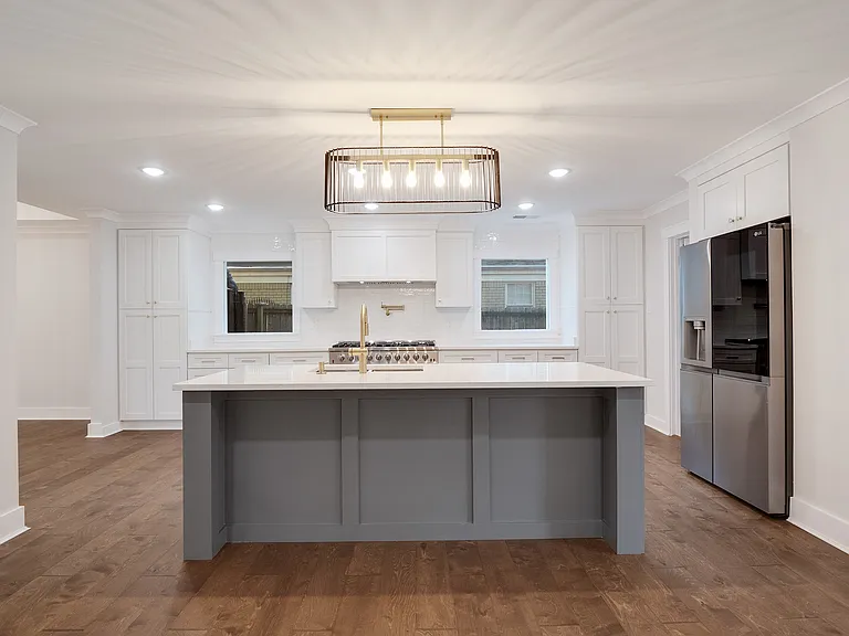 519 Thorn Ridge Cv — Photo 1