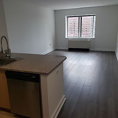 2nd image of 150-32 84th Ave #816