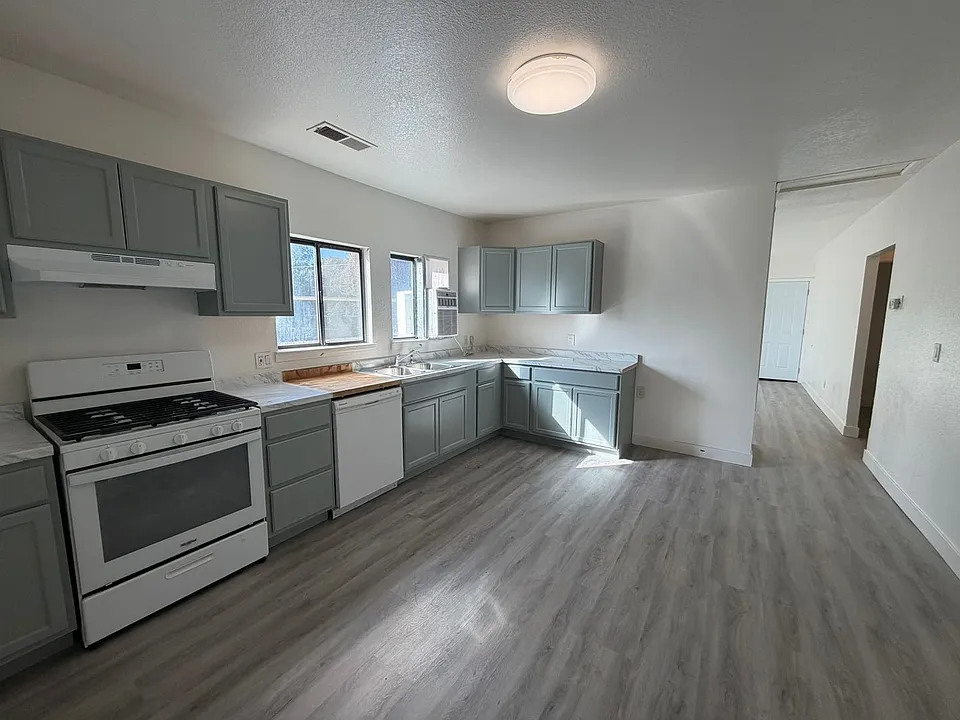 SAC T 535 N Harbor Blvd #A-C