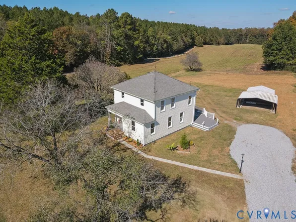 13330 Lodore Rd, Amelia Court House, VA 23002