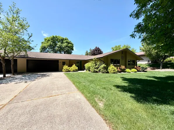 1606 Reichert Ave, Red Wing, MN 55066