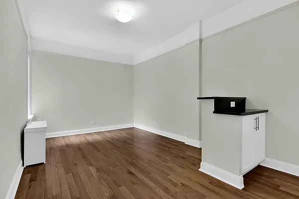 Rented by Cooper & Cooper Real Estate | media 17