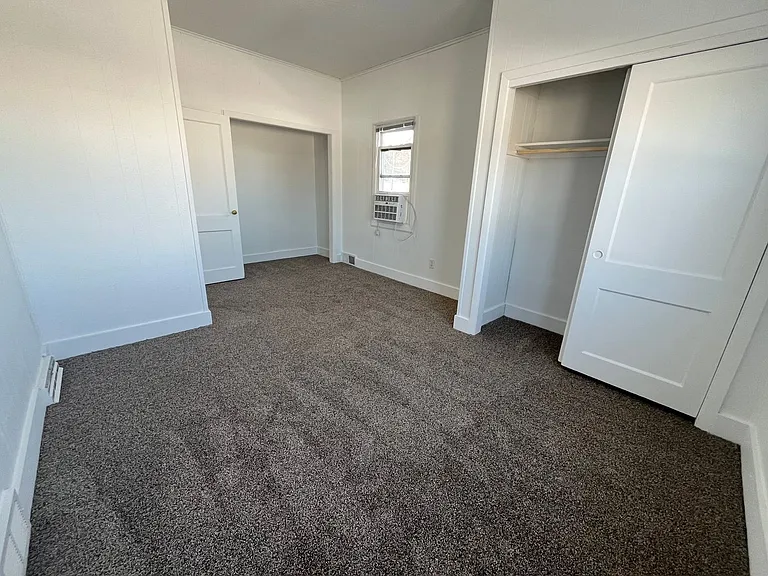 313 N Minnesota Ave — Photo 11