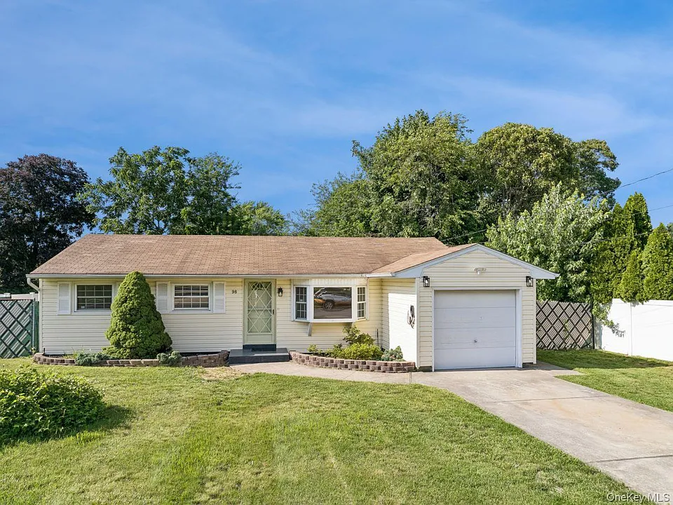 98 Rose Pl