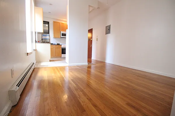 Rented by Luxor Homes & Investment Realty | media 19