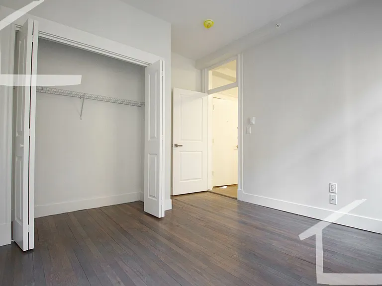 83 Park Dr #17 — Photo 8