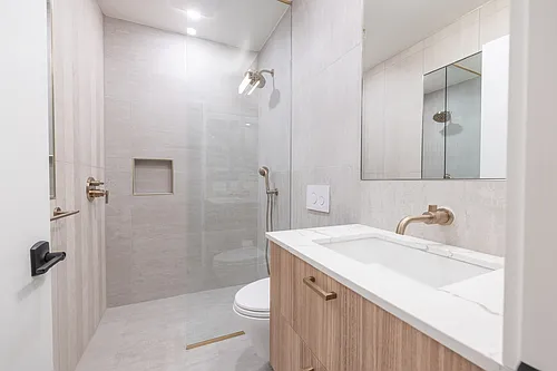 1231 Broadway #305 Photo 1