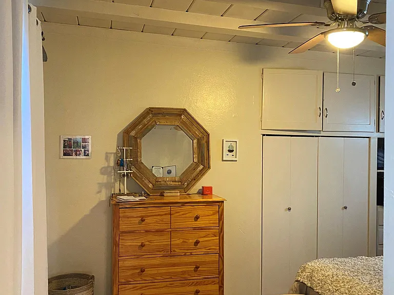 4974 Santa Monica Ave — Photo 15