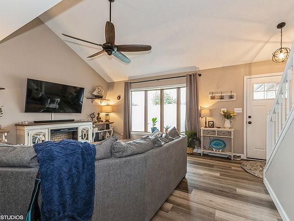 4th image of 517 Elizabeth Dr
