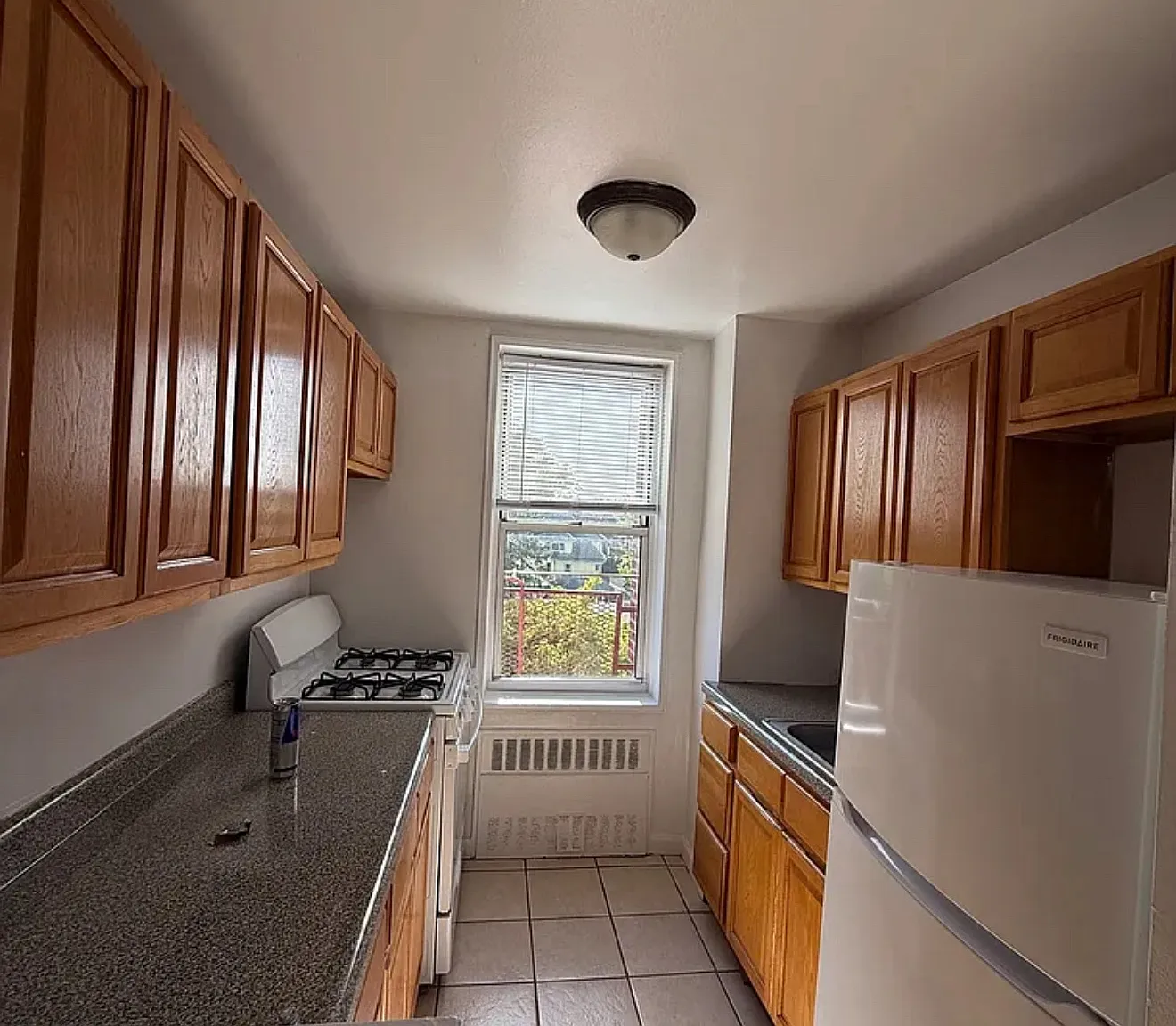2 bed, 1.5 bath, $2,200 — Photo 3