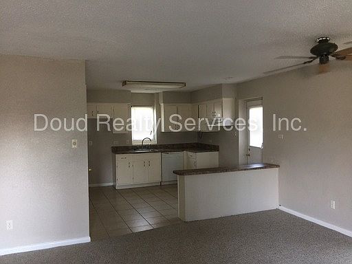 2nd image of 300 Garcia Dr APT A