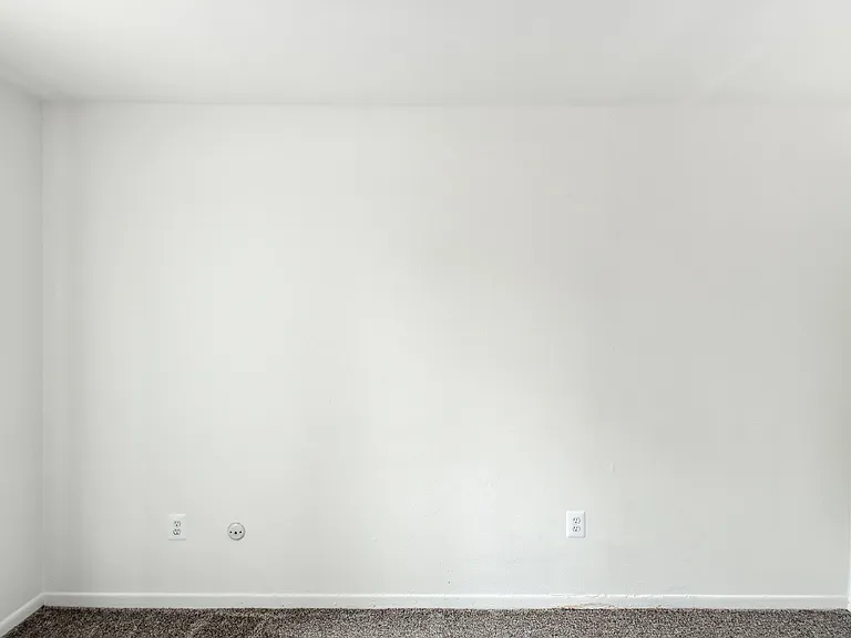 Kimberly Club Apartments — Photo 9