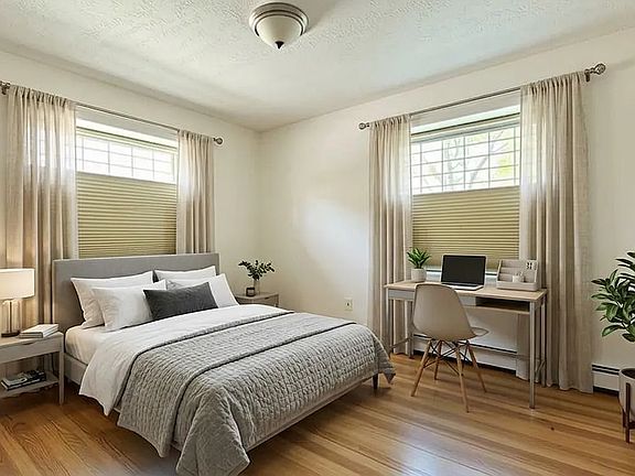 4th image of 245 Tompkins Ave #2