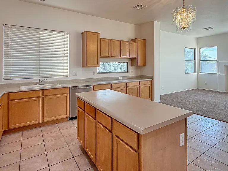2120 E Flintlock Way — Photo 57