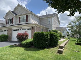 401 Victoria Ln #401, Elgin, IL 60124