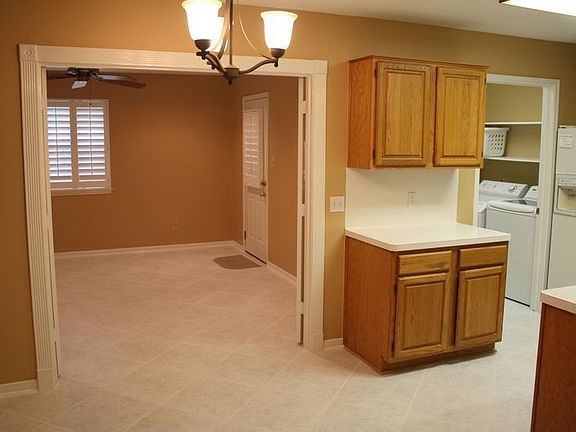 Breakfast Area to Bonus