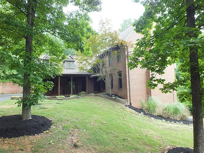 1st image of 10812 Farragut Hills Blvd