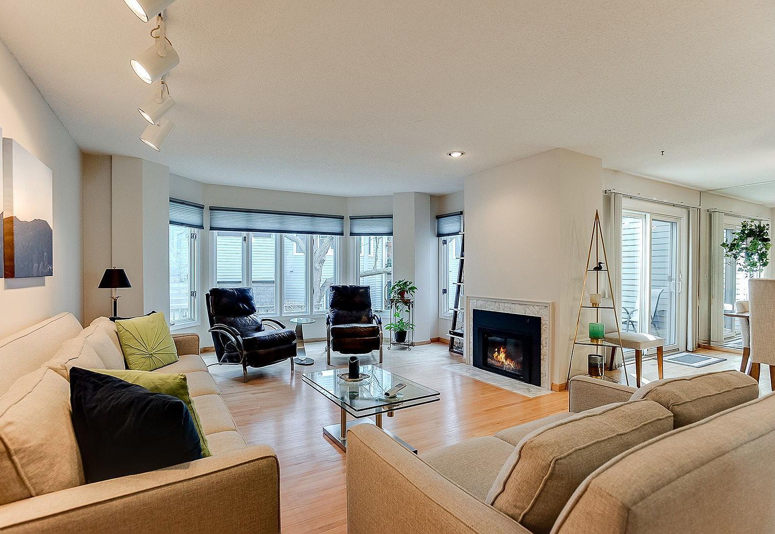 24 Greenway Gables, Minneapolis, MN 55403 Zillow