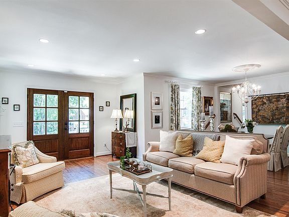 5th image of 139 Haverford Dr