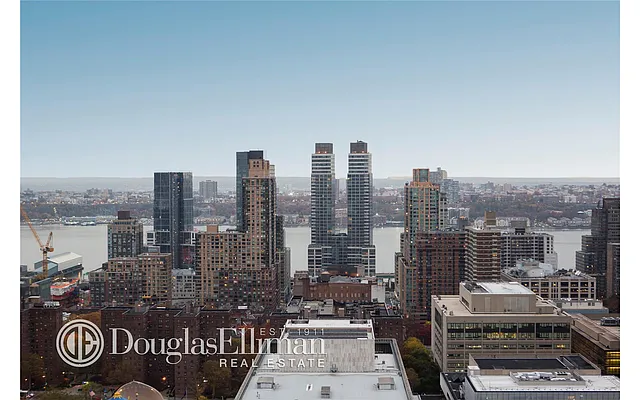 Sold by Douglas Elliman | media 28
