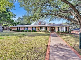 4917 Lockwood Dr, Waco, TX 76710