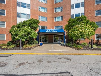 11850 Edgewater Dr APT 318, Lakewood, OH, 44107