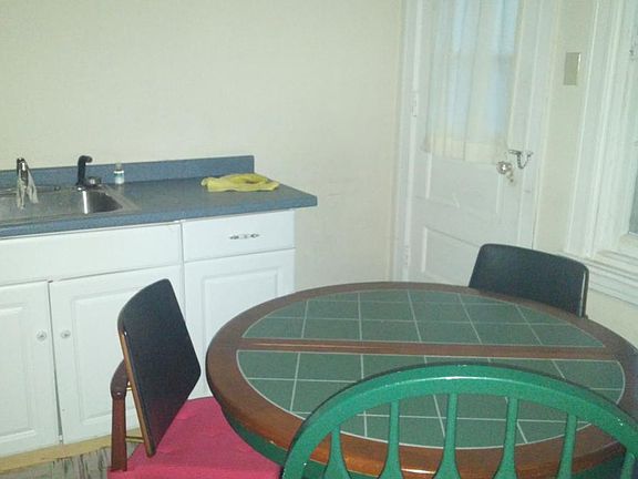 4th image of 6301 Germantown Ave #1R