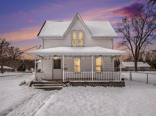 122 S Barrett St, Niles, MI 49120
