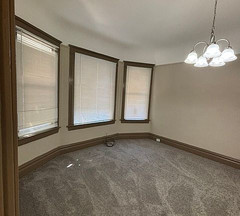 2nd image of 525 W Poplar St
