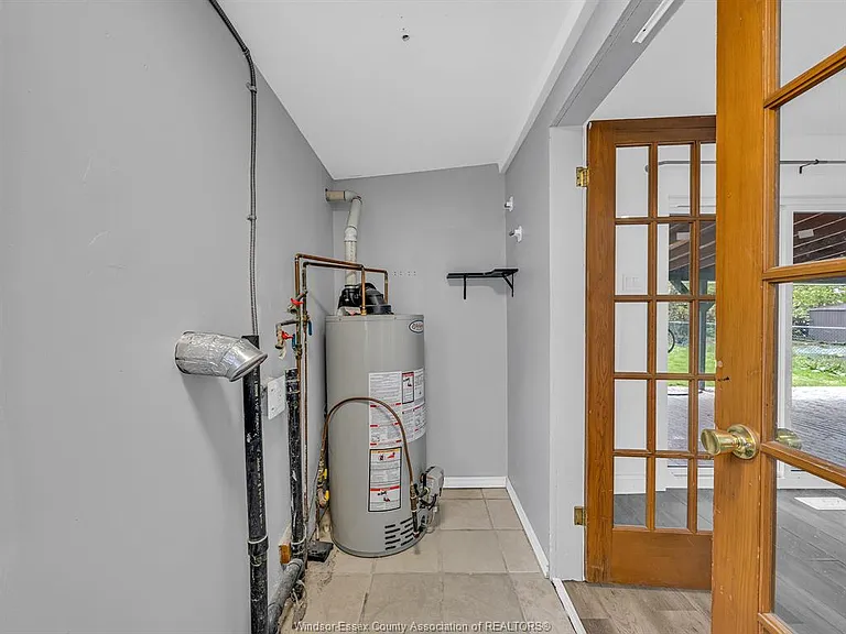 1183 Felix Ave — Photo 22