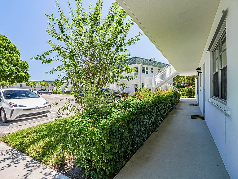2800 Indian River Blvd #4R — Photo 27