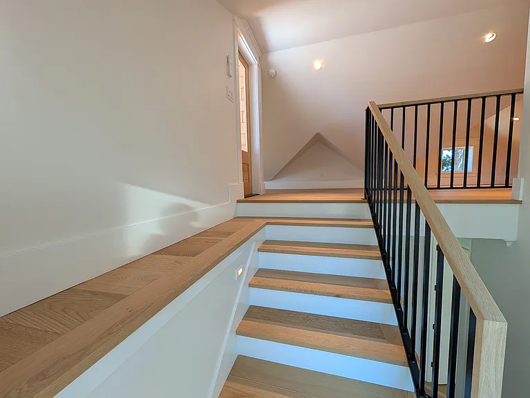 3957 W Barrett Ln — Photo 36