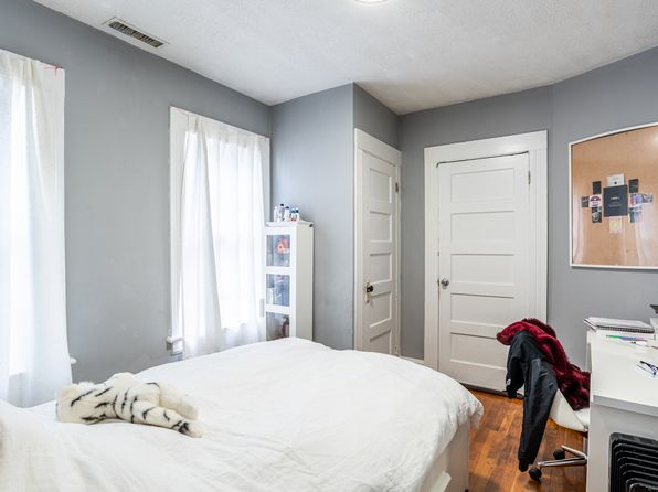 bridgeport-connecticut-2054938373 picture