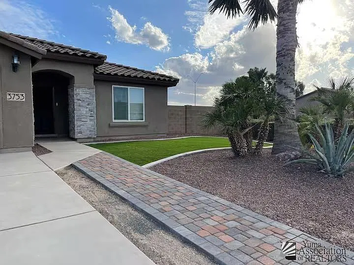 3753 W 37th Pl — Photo 5