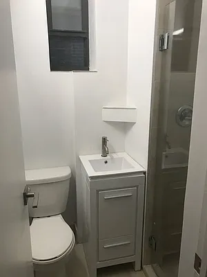 Rented by Sky Management | media 35