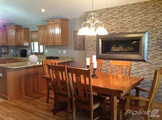 3016 Maui Dr, Mitchell, SD 57301