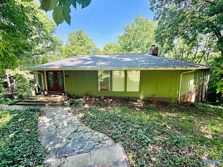 2210 Briarcliff Rd SE — Photo 2