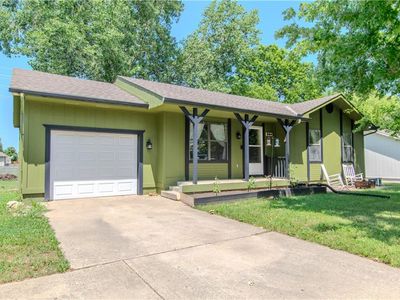 804 Bobwhite Dr, Peculiar, MO, 64078