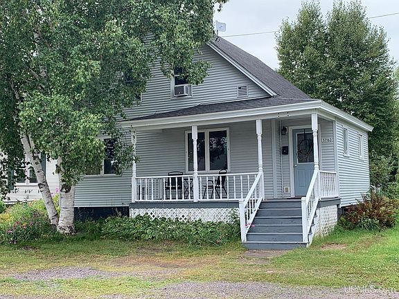 3rd image of 57163 10th St