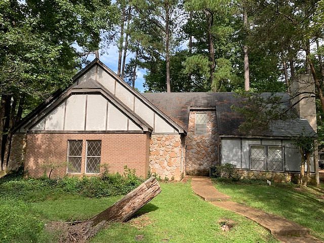 1st image of 119 Bent Creek Cir N