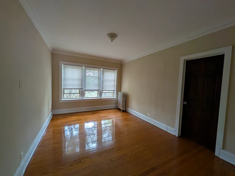 6703 N Greenview Ave #3C — Photo 3