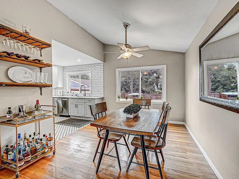 6260 Teller St — Photo 10